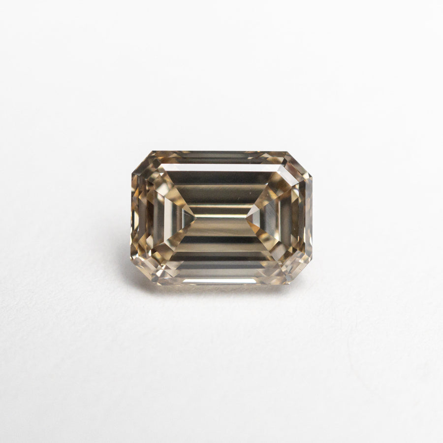 The 1.02ct 6.43x4.76x3.34mm VS1 C6 Cut Corner Rectangle Step Cut 20706-06 by East London jeweller Rachel Boston | Discover our collections of unique and timeless engagement rings, wedding rings, and modern fine jewellery. - Rachel Boston Jewellery