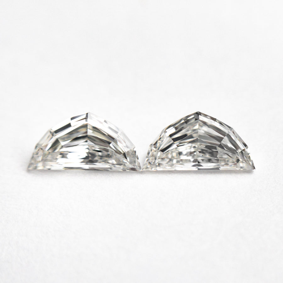 The 0.86cttw 2pc 7.23x3.71x2.28mm 7.23x3.74x2.05mm VVS/VS H Epaulette Step Cut Matching Pair 25525-01 by East London jeweller Rachel Boston | Discover our collections of unique and timeless engagement rings, wedding rings, and modern fine jewellery. - Rachel Boston Jewellery